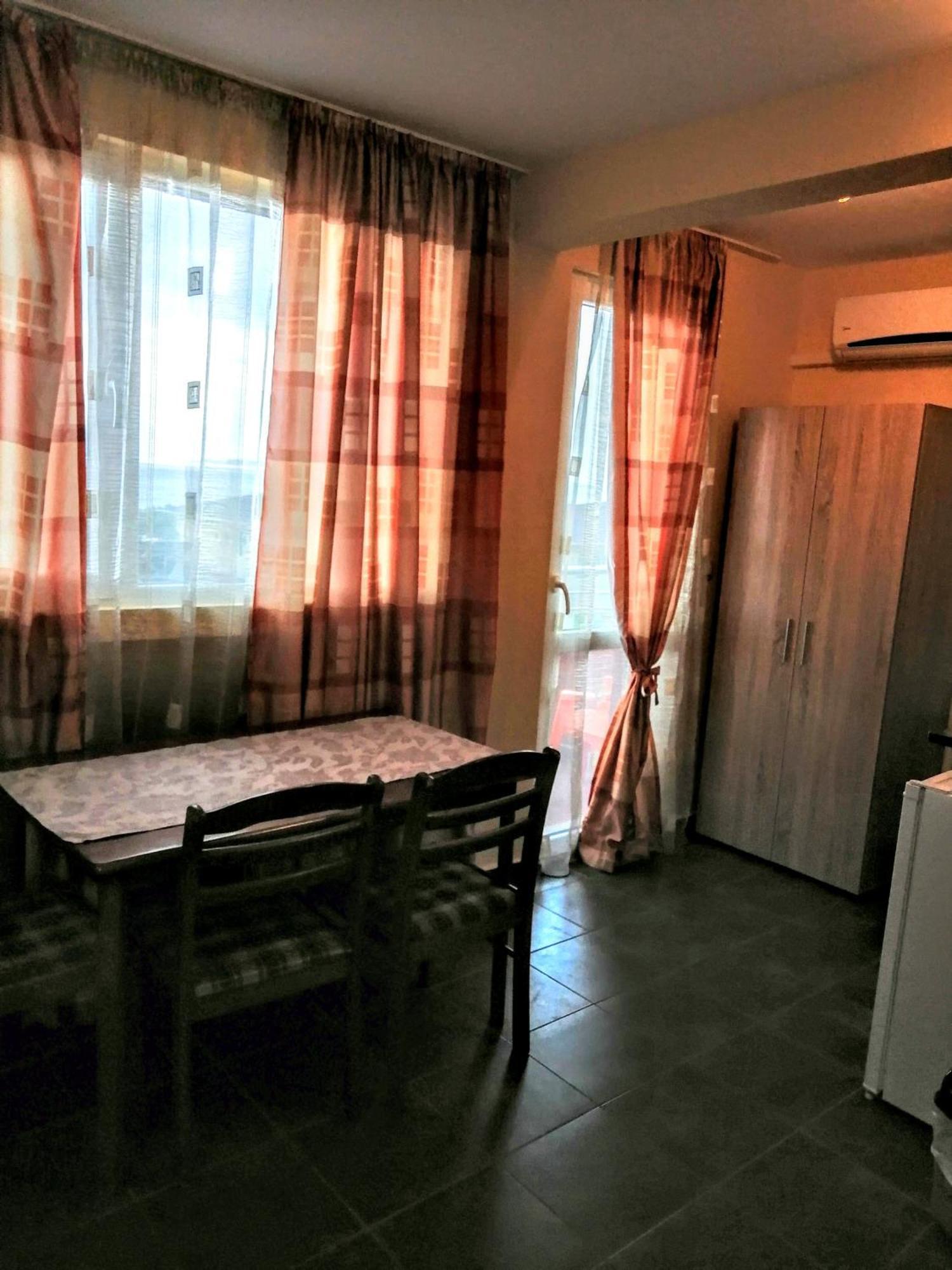 Femili Hotel Diveda Sveti Vlas Ruang foto