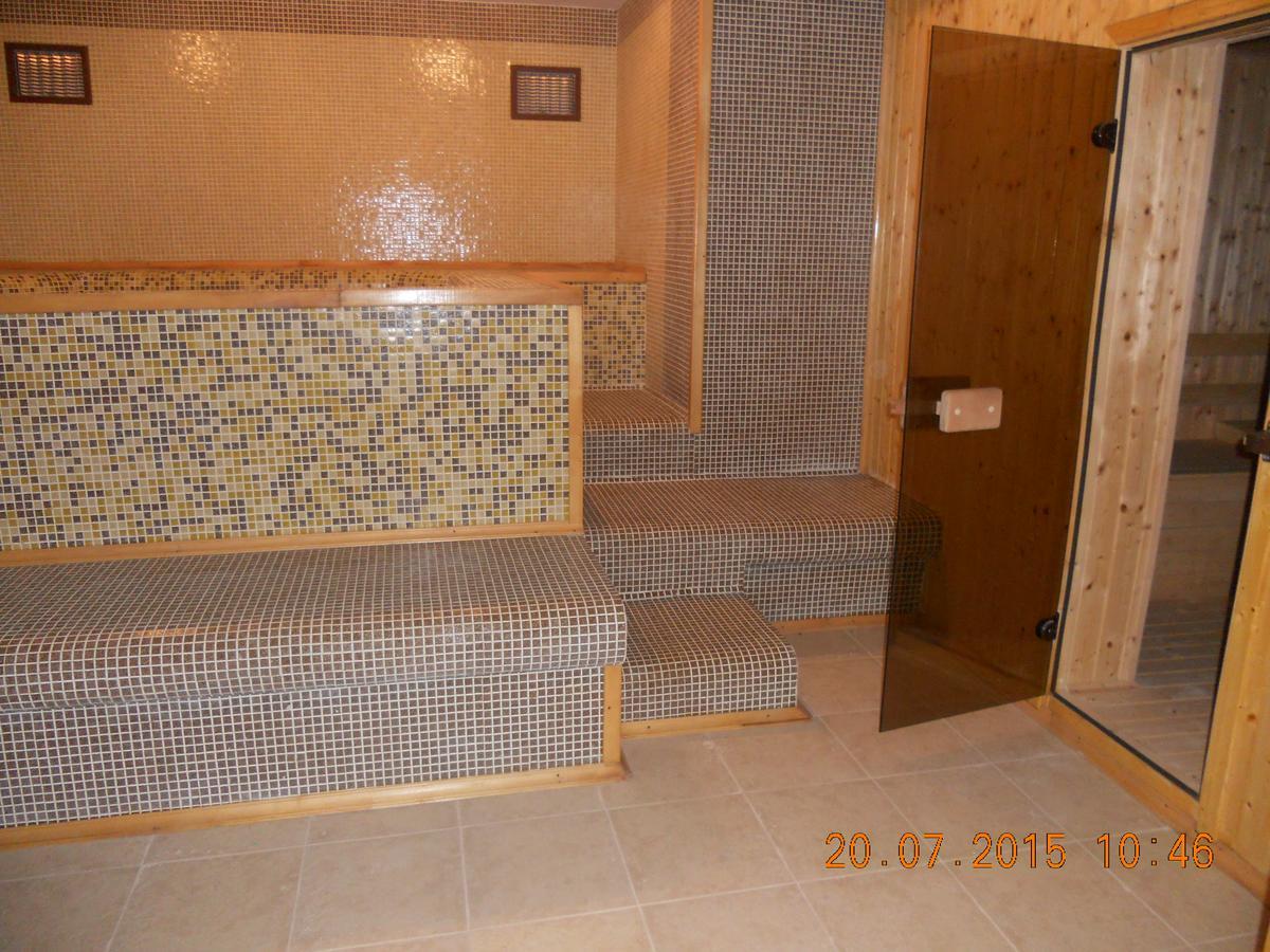 Femili Hotel Diveda Sveti Vlas Bagian luar foto